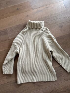 H&M Cozy Ribbed Turtleneck Sweater - Cream
